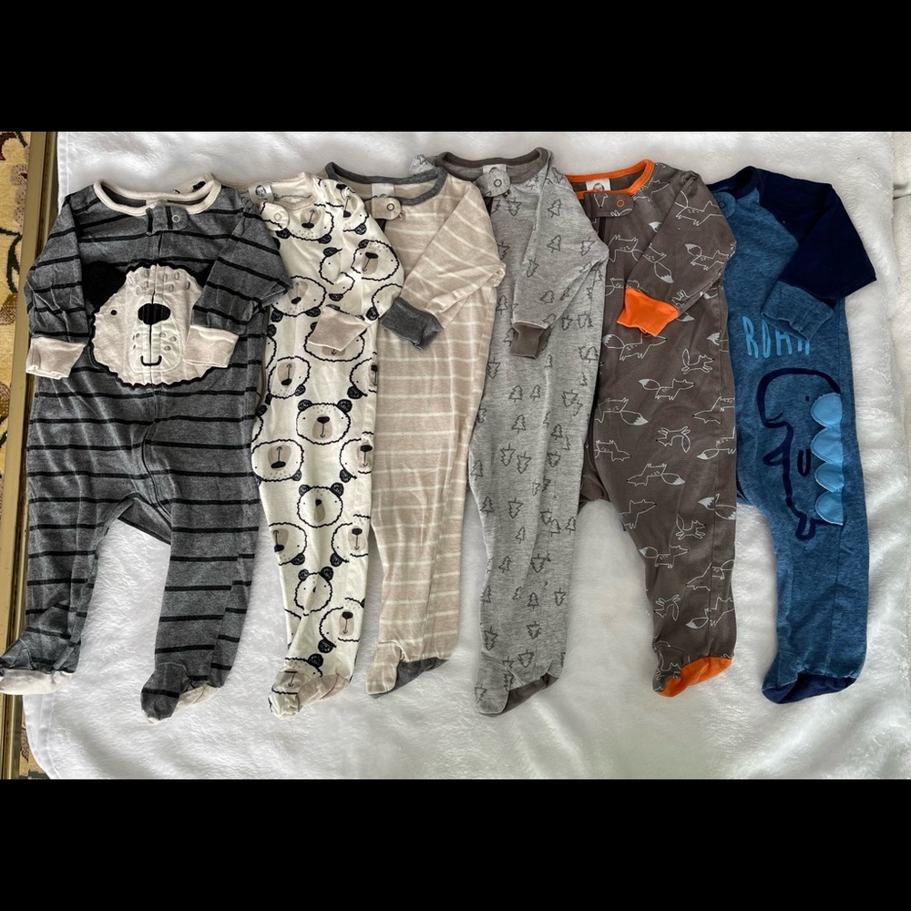 Gerber baby footed pajamas 6 m bundle